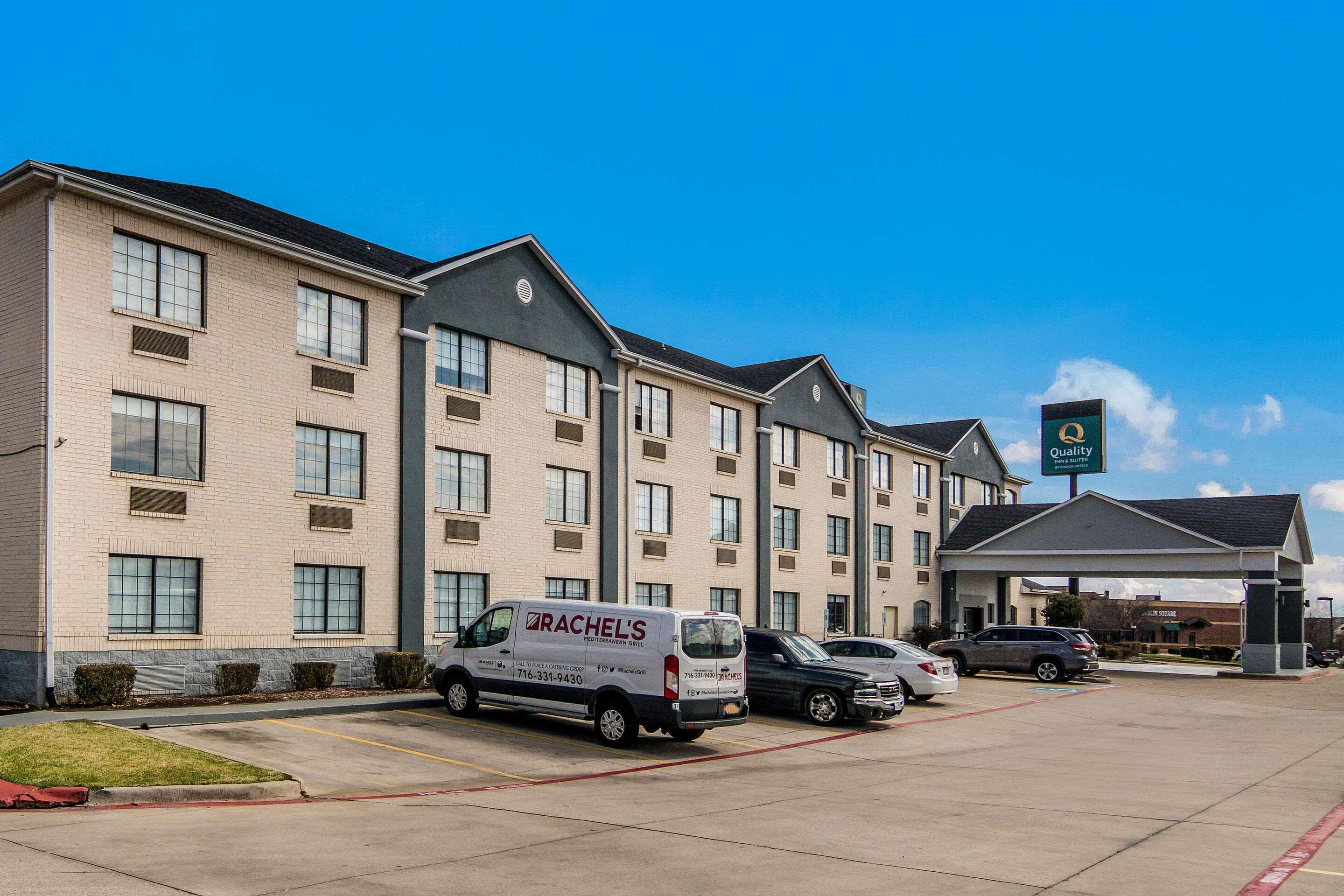 Quality Inn & Suites Fort Worth Esterno foto