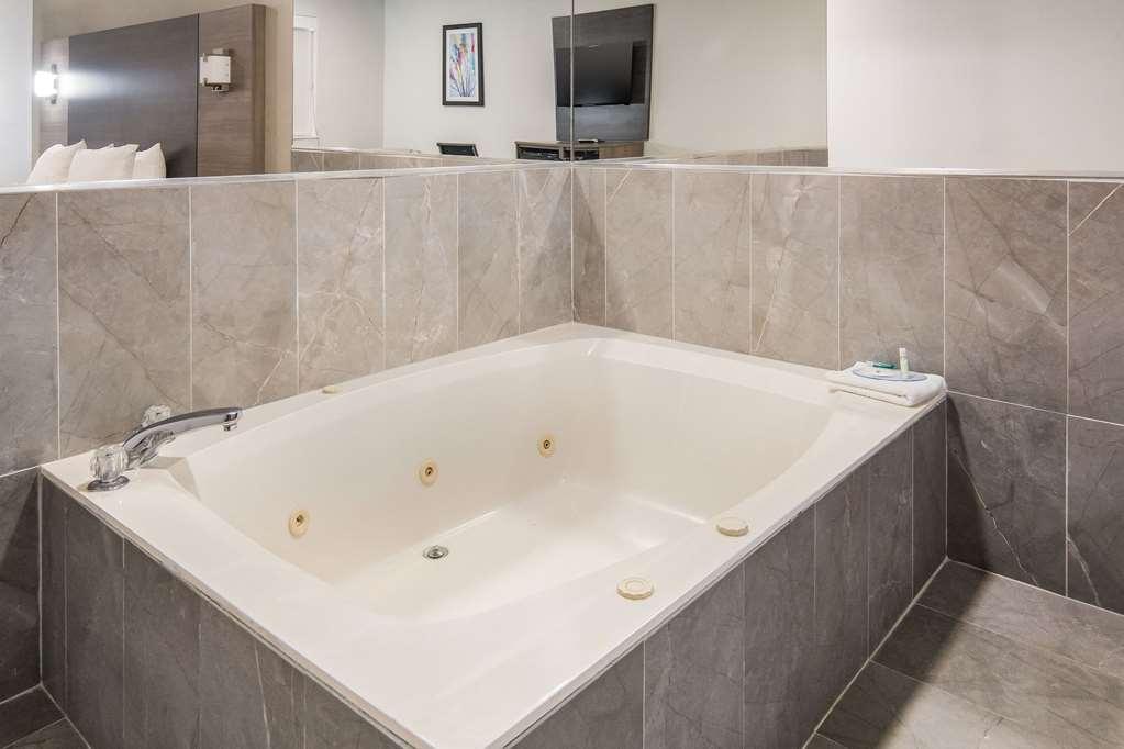 Quality Inn & Suites Fort Worth Camera foto