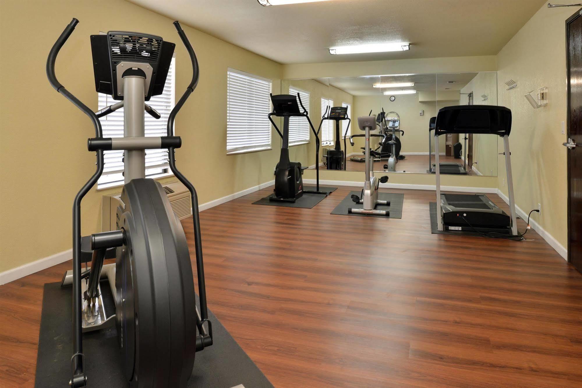 Quality Inn & Suites Fort Worth Esterno foto